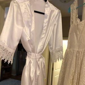 Monogrammed Wedding Robe : SMF